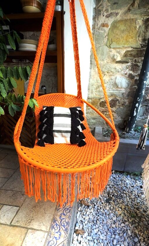 silla ovalada naranja